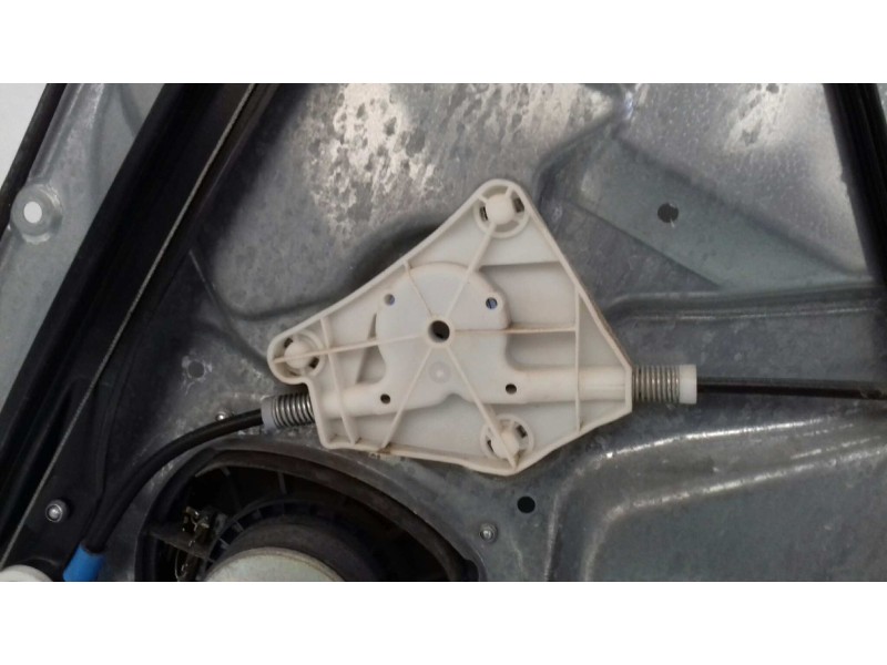 Recambio de elevalunas delantero izquierdo para seat ibiza (6l1) stella referencia OEM IAM 6L4837751CM 6L4837755P ELECTRICO