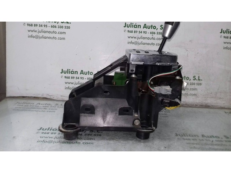 Recambio de palanca cambio para peugeot 208 allure referencia OEM IAM 119172377  