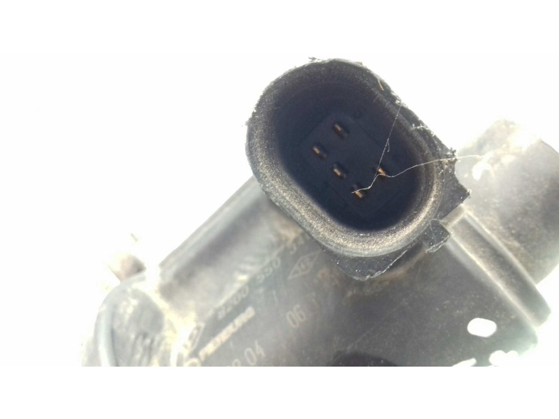 Recambio de valvula egr para renault clio iii confort dynamique referencia OEM IAM H8200282949 8200550348 7003680401