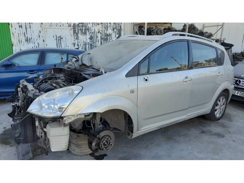 toyota corolla verso (r1) del año 2005