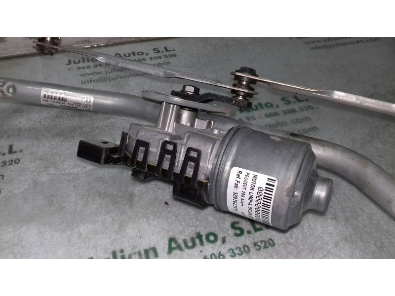 Recambio de motor limpia delantero para peugeot 208 allure referencia OEM IAM 9815497780 201609151524 3397021910