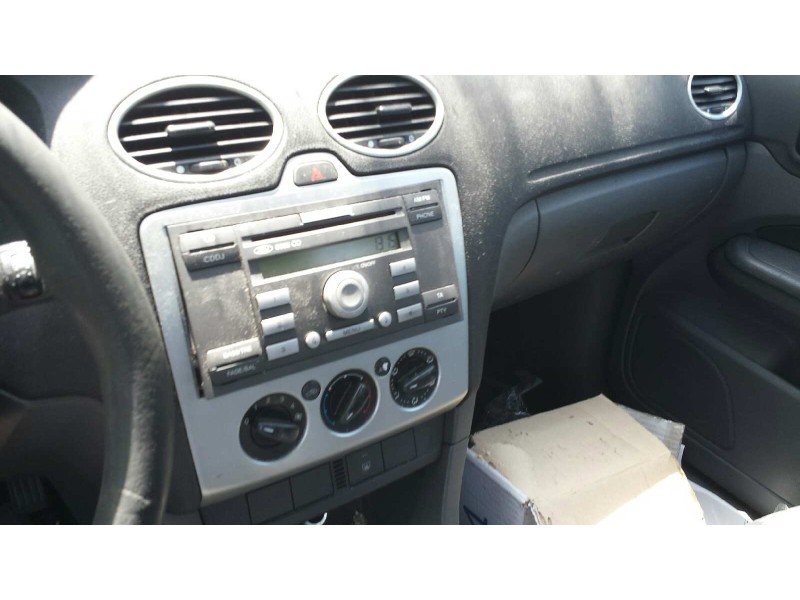 ford focus berlina (cap) del año 2005