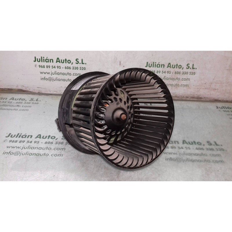 Recambio de ventilador calefaccion para peugeot 208 allure referencia OEM IAM T1013140A  VALEO