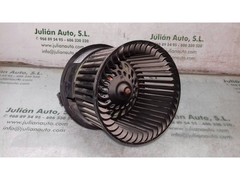 Recambio de ventilador calefaccion para peugeot 208 allure referencia OEM IAM T1013140A  VALEO