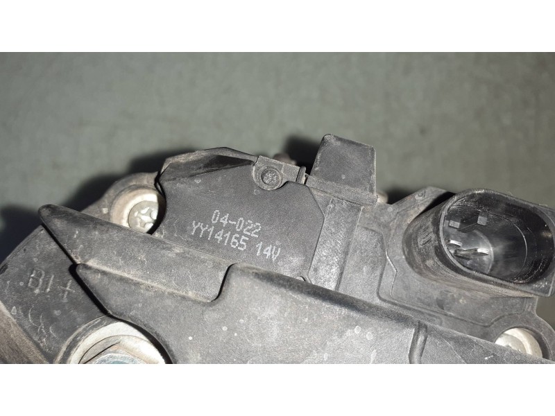 Recambio de alternador para volkswagen polo berlina (6n2) conceptline referencia OEM IAM F865402 FYRECO 90A Recambio de alternador para volkswagen polo berlina (6n2) conceptline referencia OEM IAM F865402 FYRECO 90A