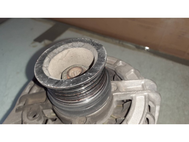 Recambio de alternador para volkswagen polo berlina (6n2) conceptline referencia OEM IAM F865402 FYRECO 90A Recambio de alternador para volkswagen polo berlina (6n2) conceptline referencia OEM IAM F865402 FYRECO 90A