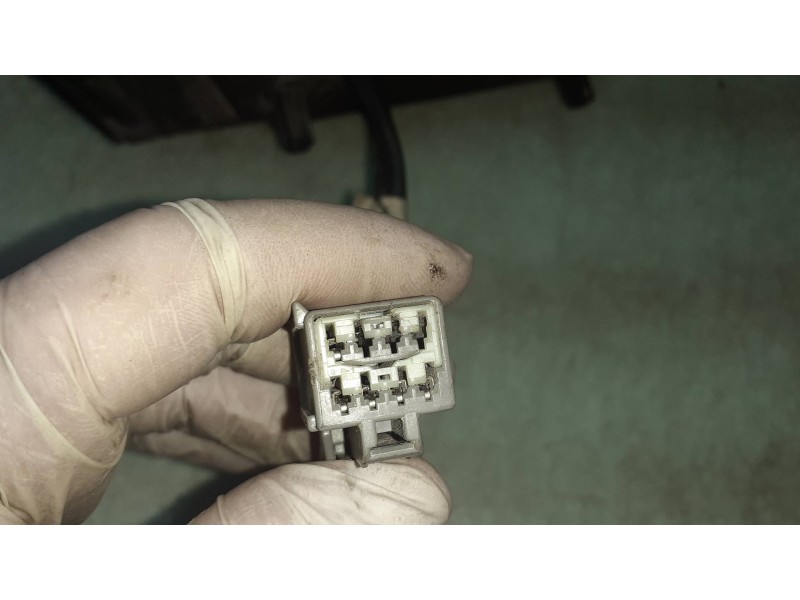 Recambio de retrovisor izquierdo para ford mondeo berlina (ge) ambiente referencia OEM IAM E9014119  ELECTRICO