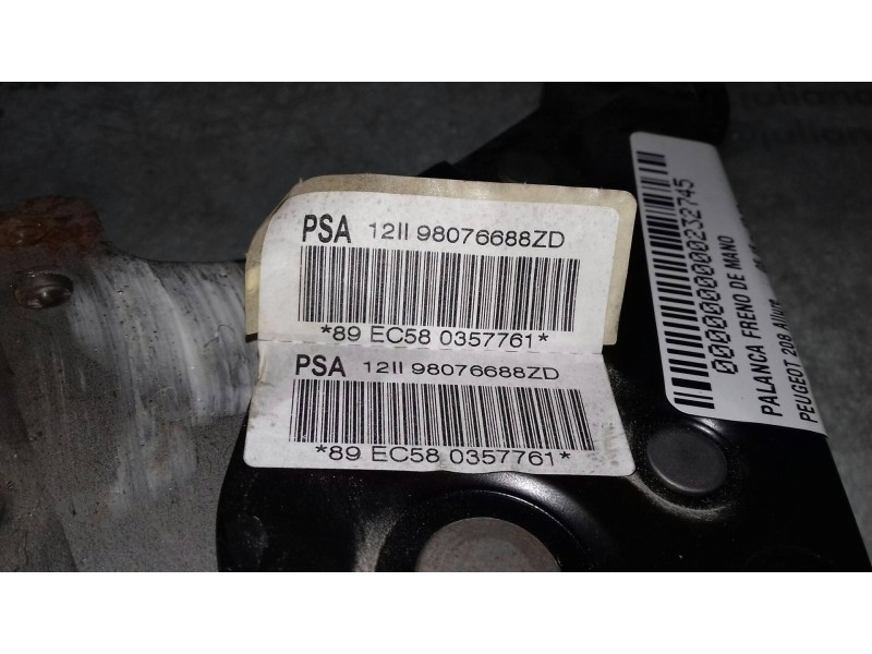 Recambio de palanca freno para peugeot 208 allure referencia OEM IAM 98076688ZD  