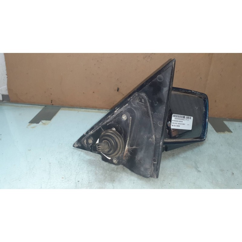 Recambio de retrovisor derecho para ford escort berlina/turnier referencia OEM IAM 836030  MANUAL