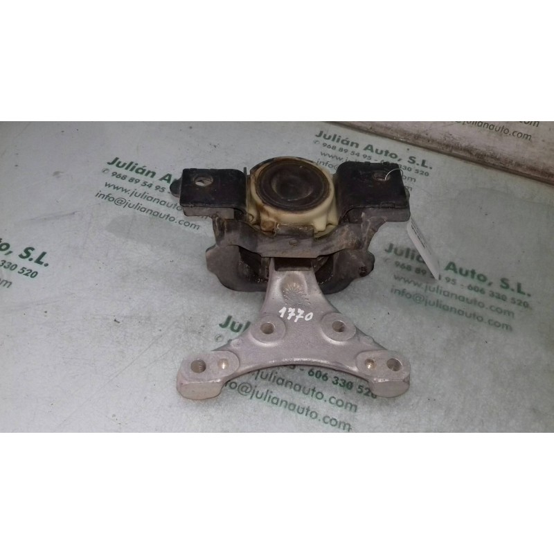 Recambio de soporte motor derecho para peugeot 208 allure referencia OEM IAM 9681706580 9678252080 25534D01