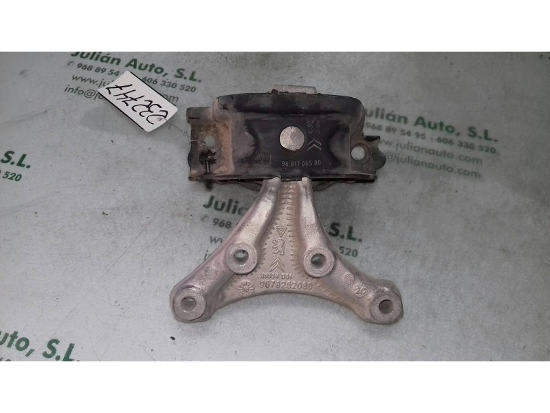 Recambio de soporte motor derecho para peugeot 208 allure referencia OEM IAM 9681706580 9678252080 25534D01