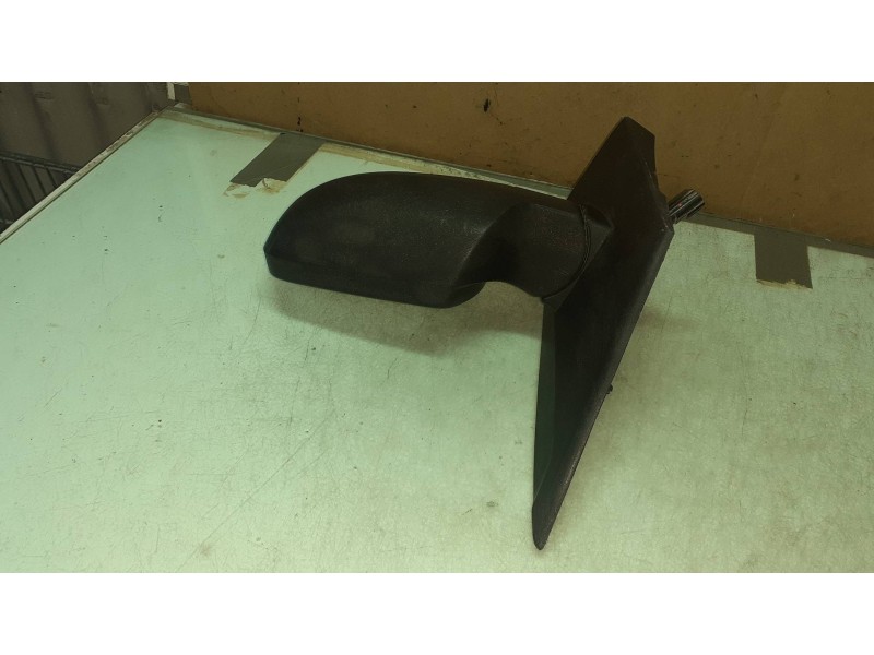 Recambio de retrovisor izquierdo para ford fiesta (cbk) ambiente referencia OEM IAM E11015782  ELECTRICO