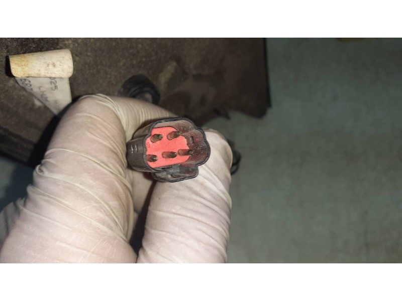 Recambio de retrovisor izquierdo para ford fiesta (cbk) ambiente referencia OEM IAM E11015782  ELECTRICO