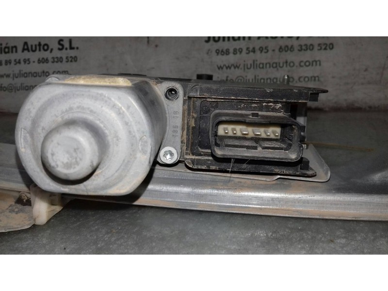 Recambio de elevalunas delantero izquierdo para peugeot 208 allure referencia OEM IAM 9816401780 51894F ELECTRICO