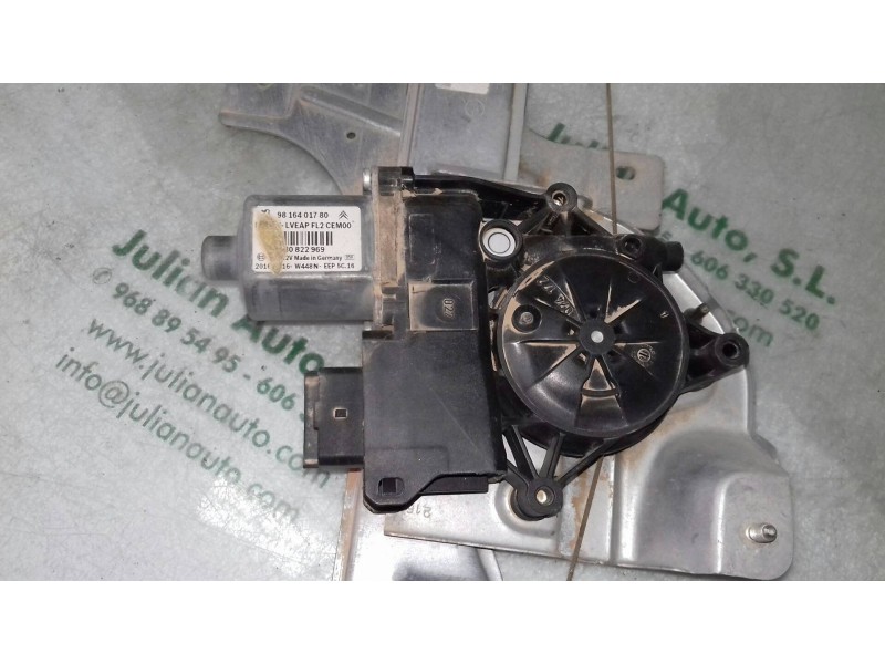 Recambio de elevalunas delantero izquierdo para peugeot 208 allure referencia OEM IAM 9816401780 51894F ELECTRICO