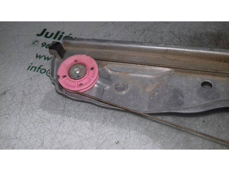 Recambio de elevalunas delantero izquierdo para peugeot 208 allure referencia OEM IAM 9816401780 51894F ELECTRICO