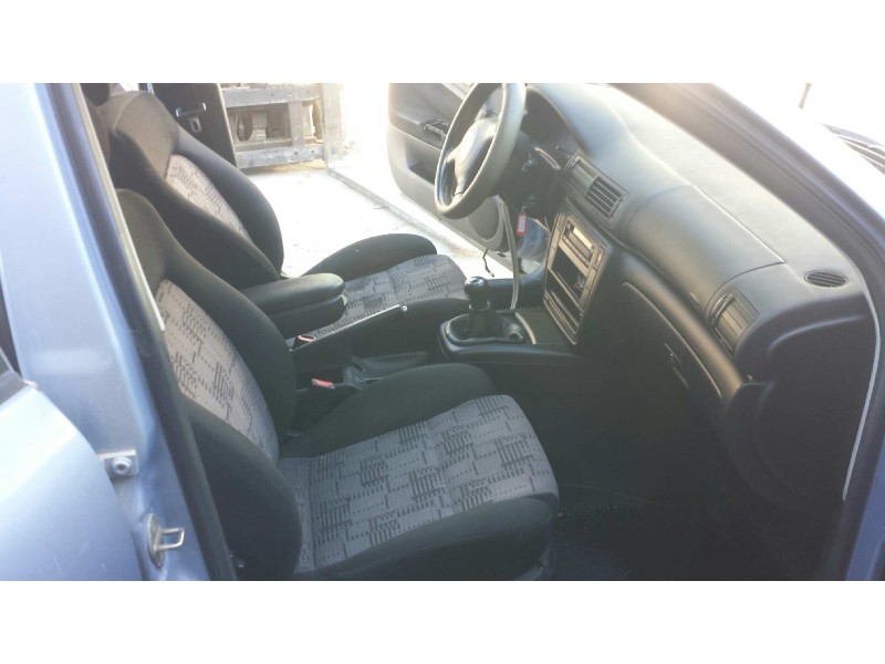 volkswagen passat berlina (3b2) del año 1999