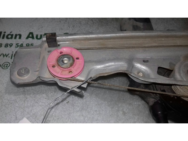 Recambio de elevalunas trasero izquierdo para peugeot 208 allure referencia OEM IAM 9816401580 9816402380 ELECTRICO
