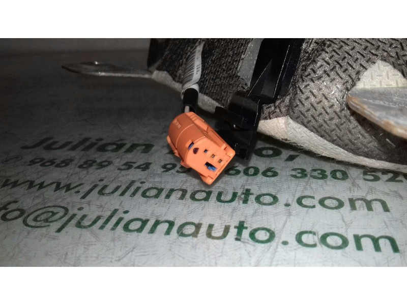 Recambio de airbag lateral delantero izquierdo para bmw serie 5 berlina (e39) 528i referencia OEM IAM 30823121104V 98B140EAC87 