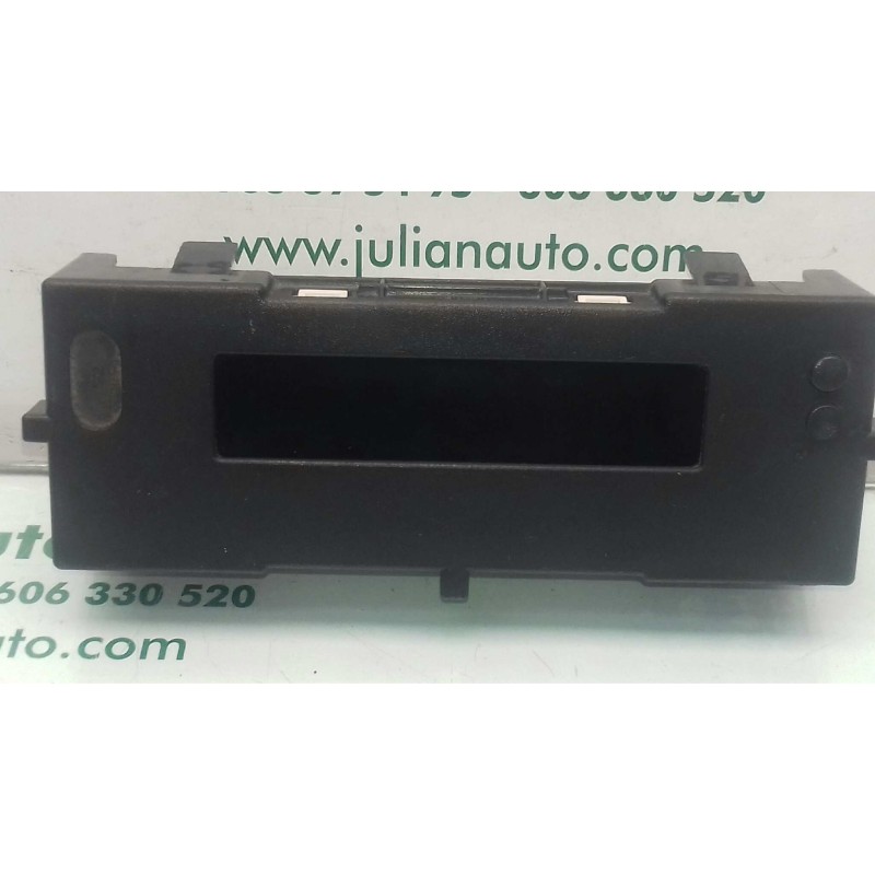 Recambio de pantalla multifuncion para renault clio iii exception referencia OEM IAM 8200755144 281203492A JOHNSON CONTROLS