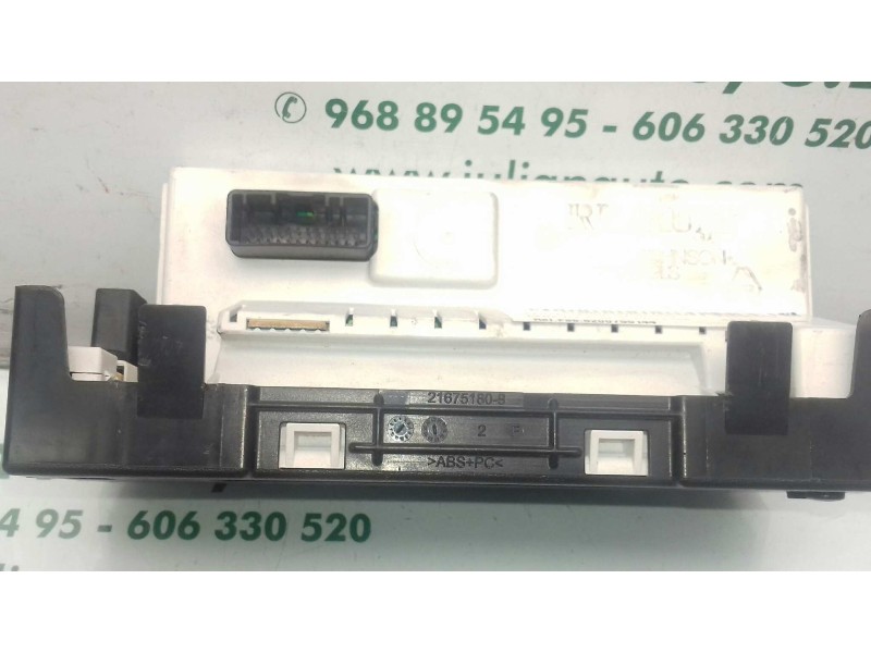 Recambio de pantalla multifuncion para renault clio iii exception referencia OEM IAM 8200755144 281203492A JOHNSON CONTROLS