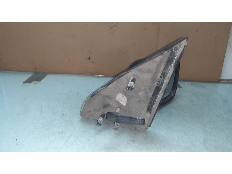 Recambio de retrovisor derecho para ford fiesta berl./courier referencia OEM IAM E11011148  MANUAL