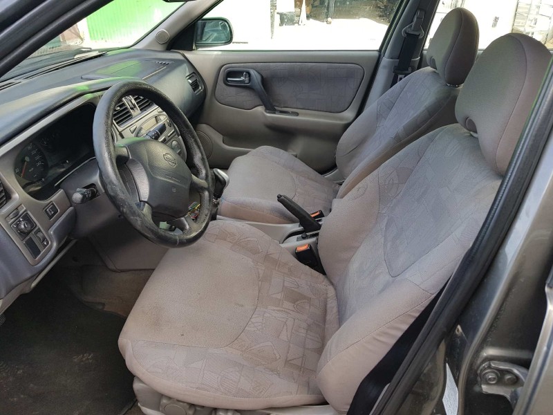 nissan primera berlina (p11) del año 2000