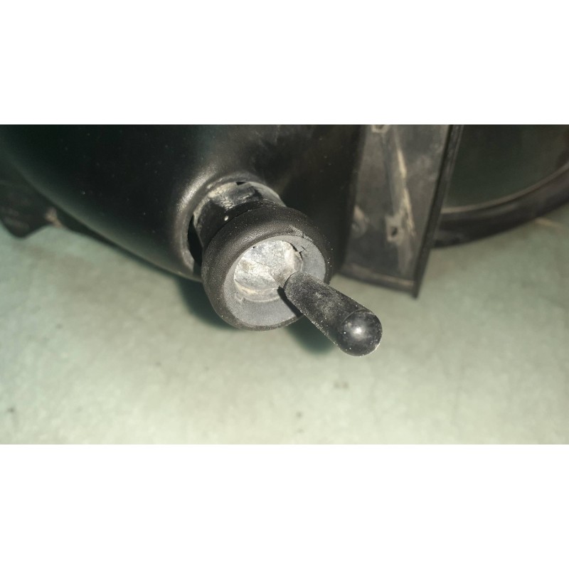 Recambio de retrovisor derecho para ford escort berl./turnier referencia OEM IAM 94ABA23408AA  MANUAL