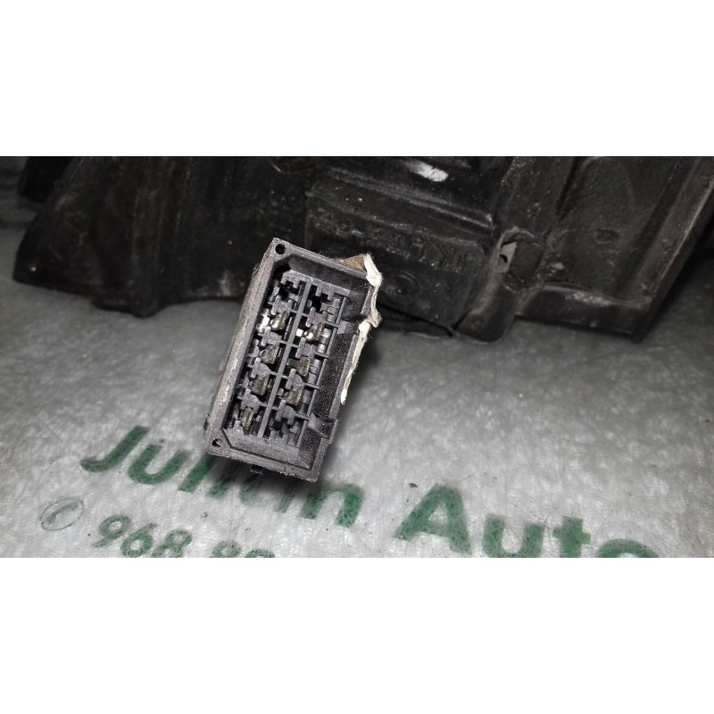 Recambio de retrovisor derecho para audi a6 berlina (4b2) 2.5 tdi quattro referencia OEM IAM 32296  ELECTRICO