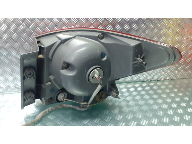 Recambio de piloto trasero izquierdo para chevrolet cruze lt referencia OEM IAM   