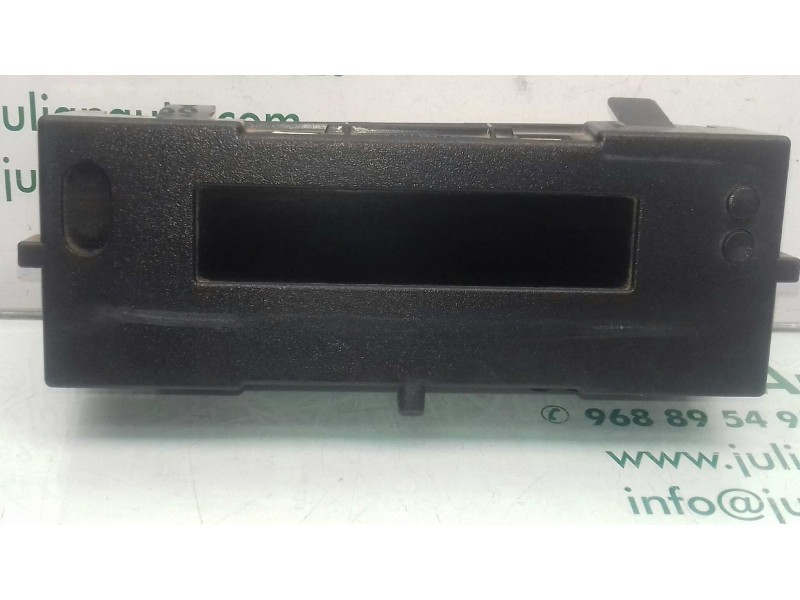 Recambio de pantalla multifuncion para renault clio iii confort dynamique referencia OEM IAM 8200307273C  