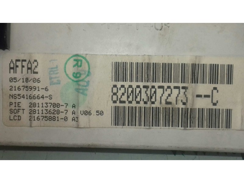 Recambio de pantalla multifuncion para renault clio iii confort dynamique referencia OEM IAM 8200307273C  