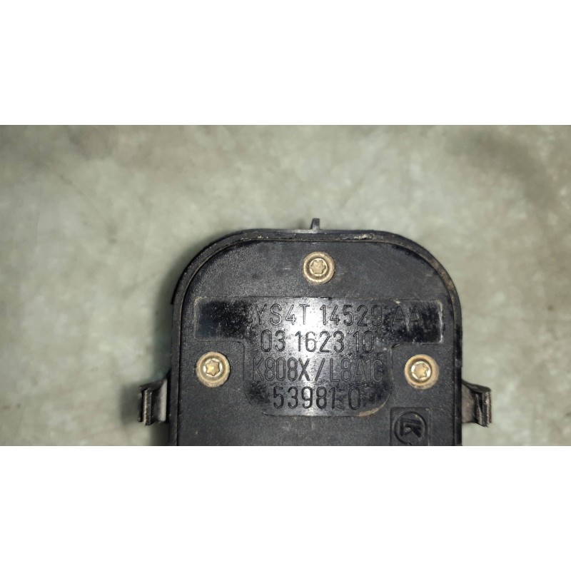 Recambio de mando elevalunas delantero izquierdo para ford focus berlina (cak) ambiente referencia OEM IAM YS4T14529AA 03162310 