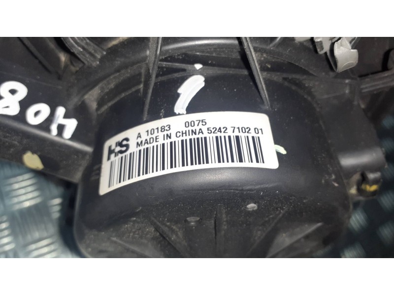 Recambio de ventilador calefaccion para chevrolet cruze lt referencia OEM IAM 5242710201  