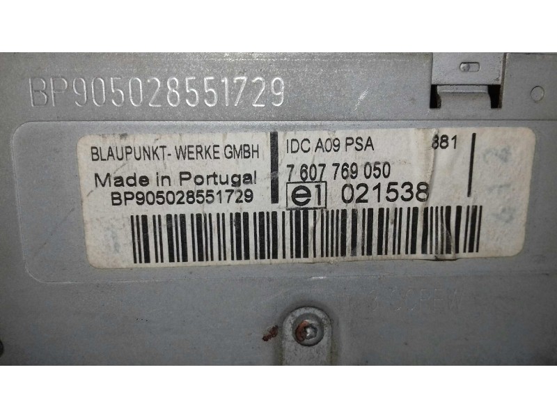 Recambio de sistema audio / radio cd para peugeot 307 (s1) xr clim plus referencia OEM IAM 7607769050 BP905028551729 