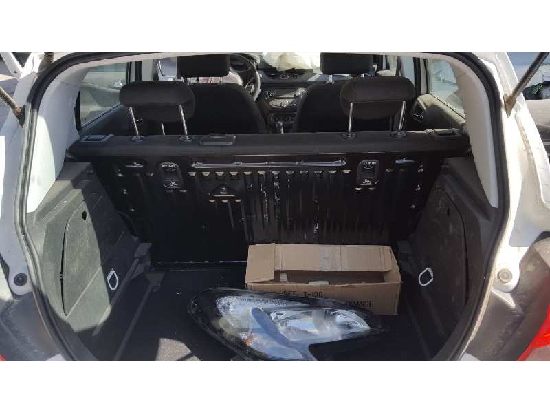 opel corsa e del año 2016