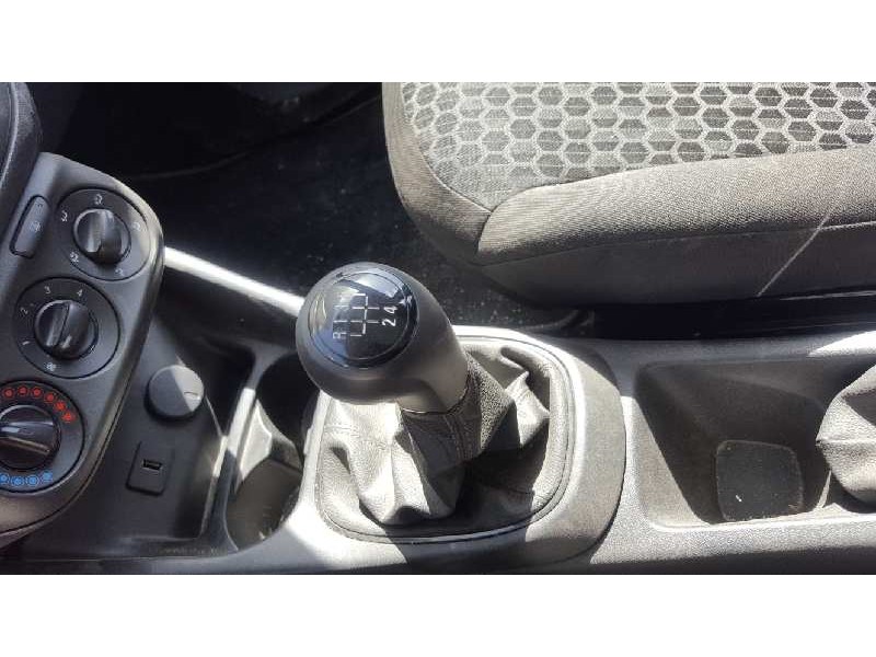 opel corsa e del año 2016