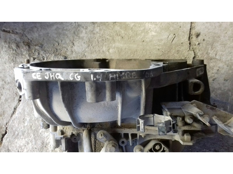 Recambio de caja cambios para nissan micra (k12e) acenta referencia OEM IAM 8200133170  