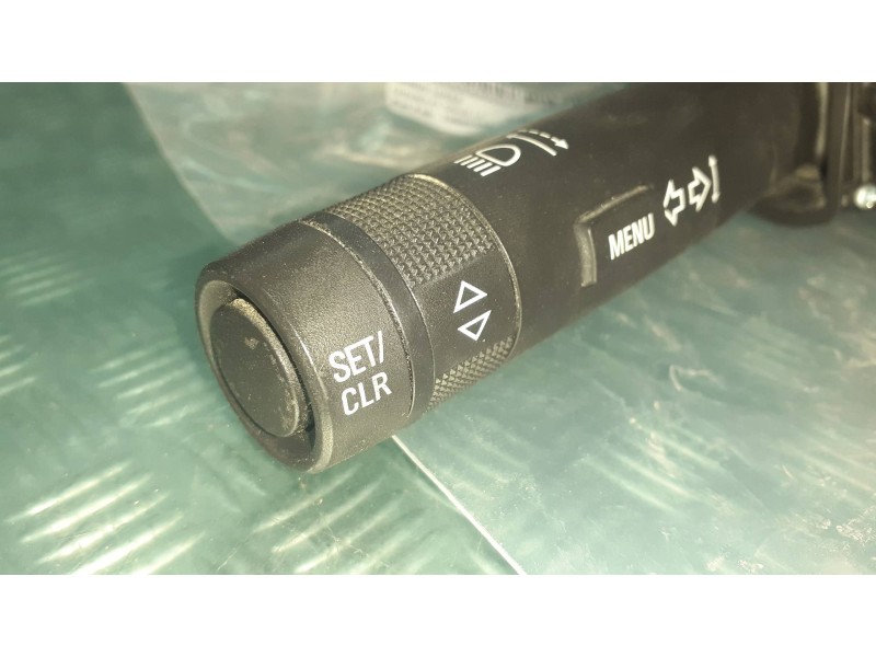 Recambio de mando luces para chevrolet cruze lt referencia OEM IAM 13500692  