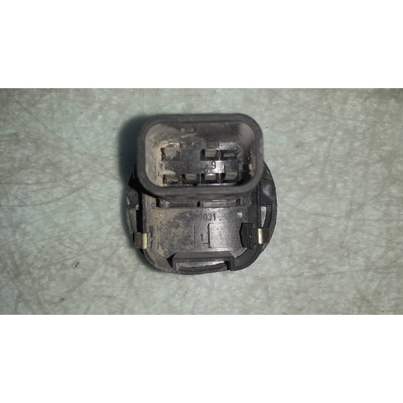 Recambio de mando elevalunas delantero derecho para ford fiesta berl./courier si referencia OEM IAM 96FG14529AD 429361 03153410