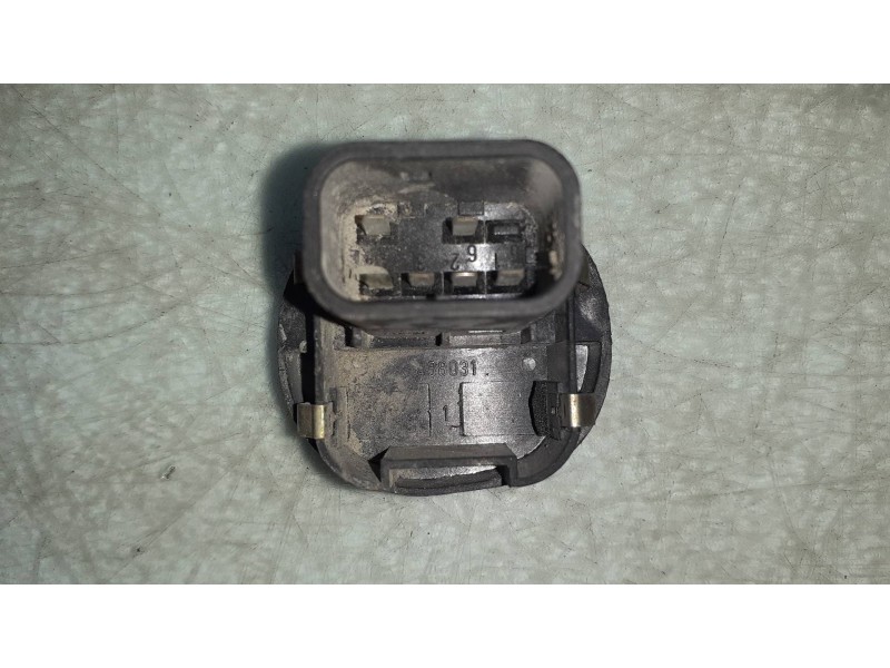 Recambio de mando elevalunas delantero derecho para ford fiesta berl./courier si referencia OEM IAM 96FG14529AD 429361 03153410