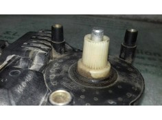 Recambio de motor elevalunas trasero derecho para audi a6 berlina (4b2) 2.5 tdi quattro referencia OEM IAM 0130821785 1503006166 2