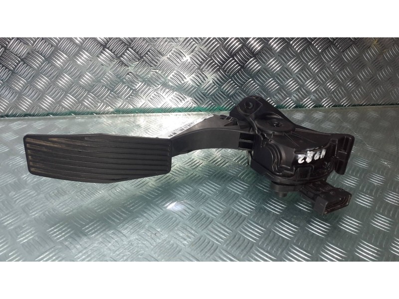 Recambio de pedal acelerador para chevrolet cruze lt referencia OEM IAM 13252702  6PV00976507