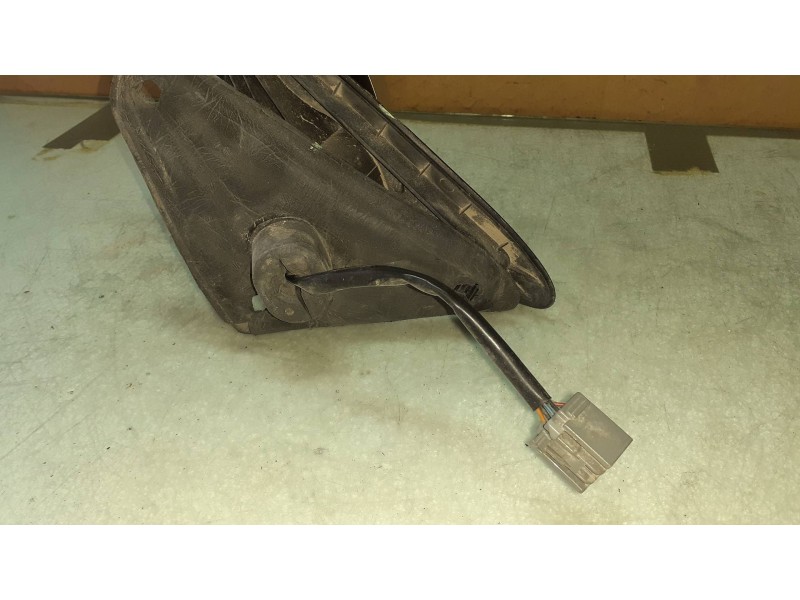 Recambio de retrovisor izquierdo para ford mondeo berlina (ge) referencia OEM IAM E9014236 836155 ELECTRICO