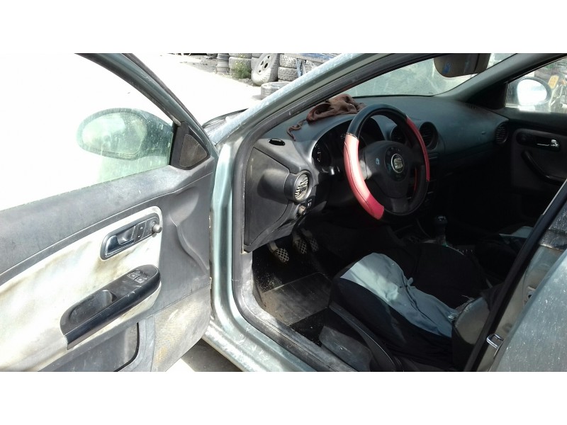 seat cordoba berlina (6l2) del año 2003