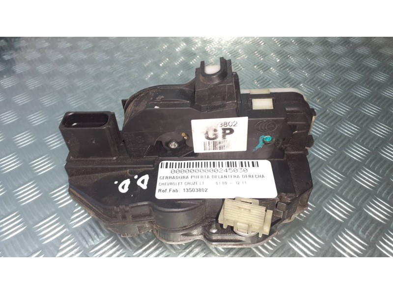 Recambio de cerradura puerta delantera derecha para chevrolet cruze lt referencia OEM IAM 13503802  