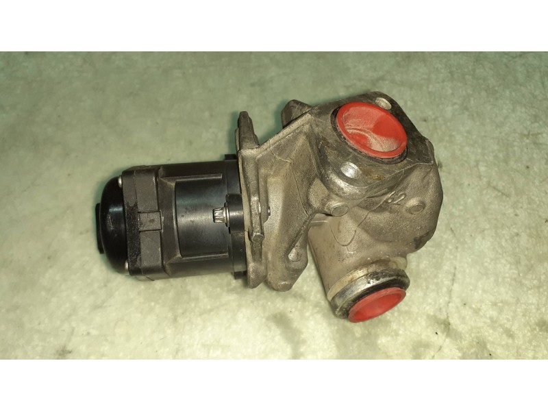 Recambio de valvula egr para peugeot 207 confort referencia OEM IAM 9658203780 216040594 CONECTOR 5 PINES