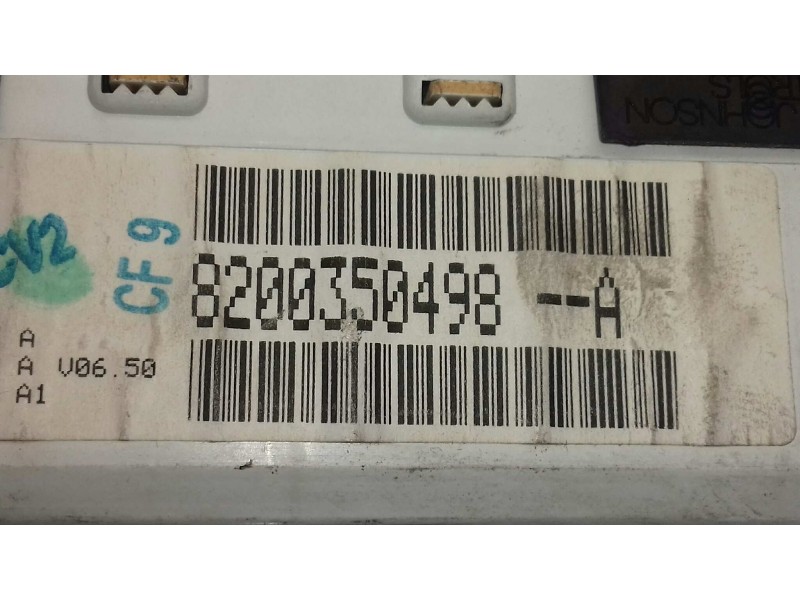Recambio de pantalla multifuncion para renault megane ii berlina 5p dynamique referencia OEM IAM 8200350498A  