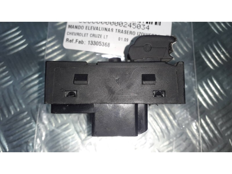 Recambio de mando elevalunas trasero izquierdo para chevrolet cruze lt referencia OEM IAM 13305368  CONECTOR 7 PINES