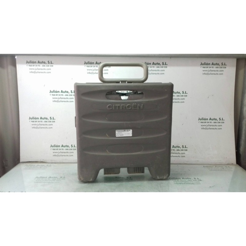Recambio de tapa maletero para citroen xsara picasso 1.6 hdi 110 exclusive referencia OEM IAM 9638536077  CARRO